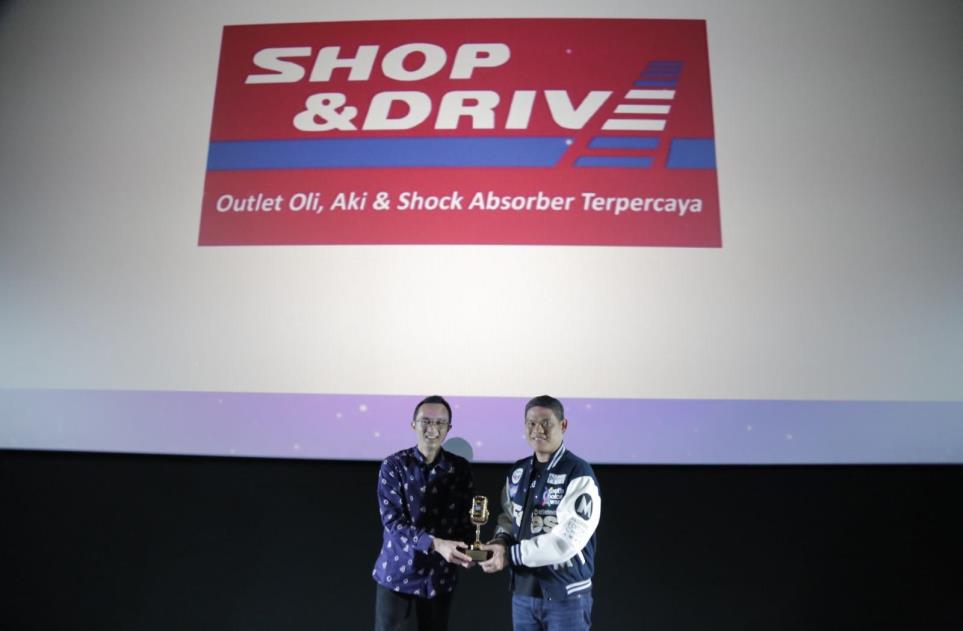 Shop & Drive Raih Penghargaan Gold di Youth Choice Award 2025
